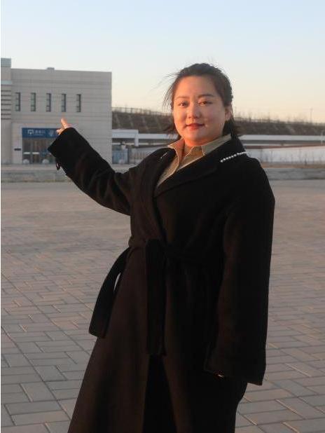 王穎(第十四屆全國人大代表,遼寧省朝陽市朝陽縣木頭城子鎮十家子村黨支部書記、村委會主任) 王穎(第十四屆全國人大代表,遼寧省朝陽市朝陽縣木頭城子鎮十家子村黨支部書記、村委會主任)
