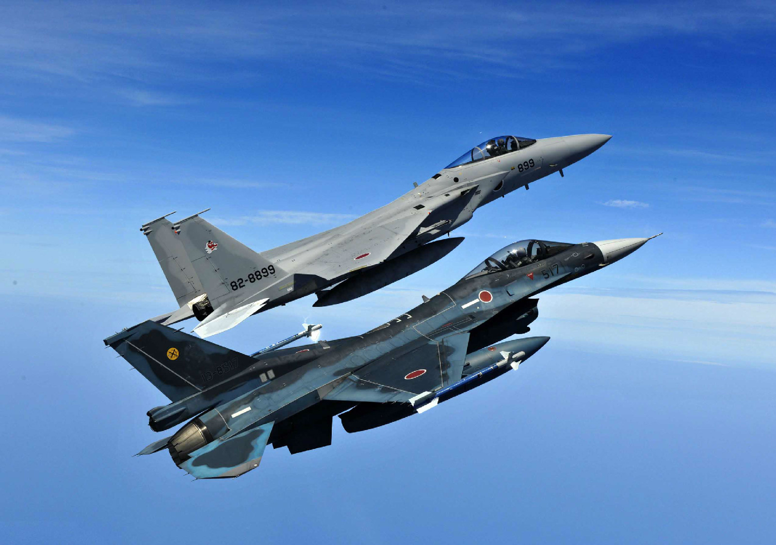 航空自衛隊的F-2與F-15戰鬥機