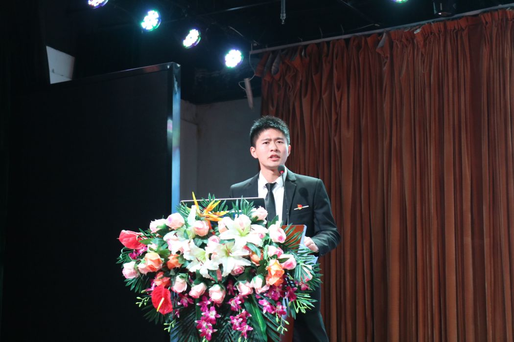 陳飛飛(中國大學生自強之星) 陳飛飛(中國大學生自強之星)