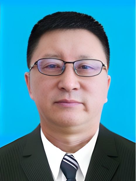 何培信 何培信