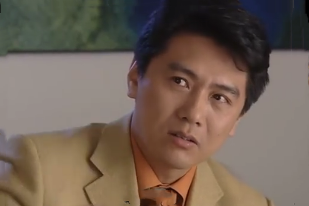 楊鶴鳴(《水晶之戀》中的角色,由劉丕中飾演) 楊鶴鳴(《水晶之戀》中的角色,由劉丕中飾演)