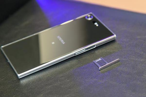 Xperia XZ Premium Xperia XZ Premium