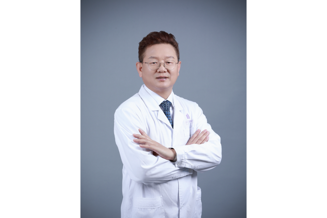 徐光勛(清華大學附屬北京清華長庚醫院肝移植科執行主任) 徐光勛(清華大學附屬北京清華長庚醫院肝移植科執行主任)