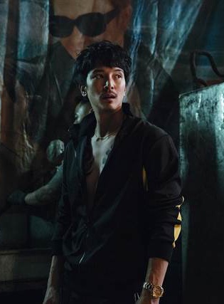 邱澤(中國台灣影視男演員、流行樂歌手)