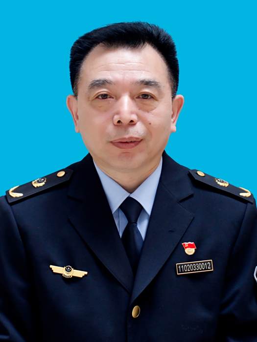 張才軍(浙江省寧波市鎮海區市場監督管理局三級調研員) 張才軍(浙江省寧波市鎮海區市場監督管理局三級調研員)
