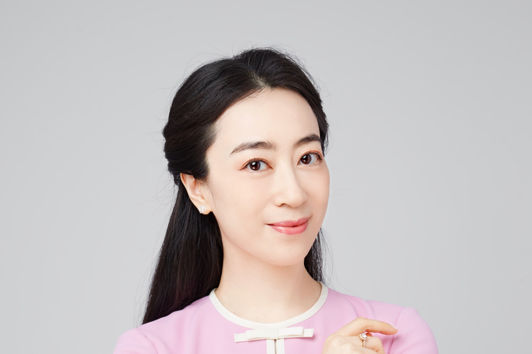 張琳琳(深圳市南山區學生芭蕾舞團團長、創始人) 張琳琳(深圳市南山區學生芭蕾舞團團長、創始人)