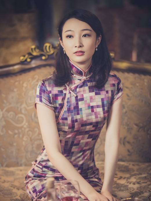 周凌霄(《浴血十四年》中的角色) 周凌霄(《浴血十四年》中的角色)