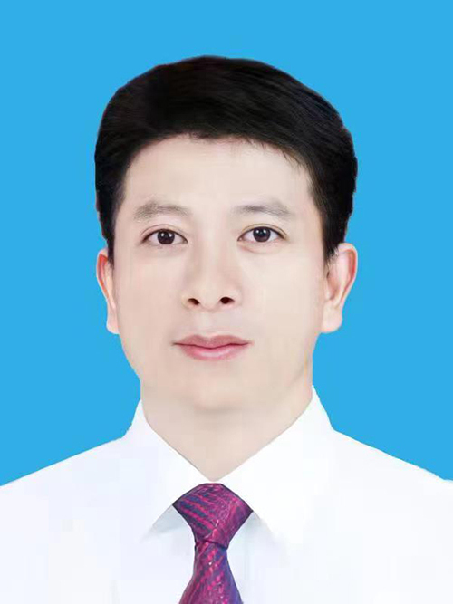 王鵬飛(江西省贛州市信豐縣交通運輸局黨組成員、副局長) 王鵬飛(江西省贛州市信豐縣交通運輸局黨組成員、副局長)