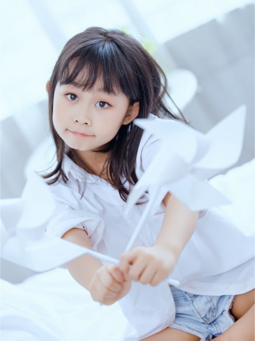 柳靖瑤 柳靖瑤