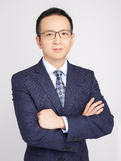 萬嘉(雲南大學附屬醫院血管外科主任) 萬嘉(雲南大學附屬醫院血管外科主任)