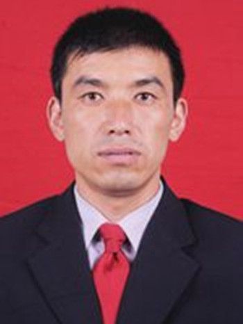 周賓(陝西省銅川市宜君縣人民政府辦公室副主任、縣信訪局局長) 周賓(陝西省銅川市宜君縣人民政府辦公室副主任、縣信訪局局長)