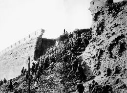1937年11月8日，日軍進攻太原