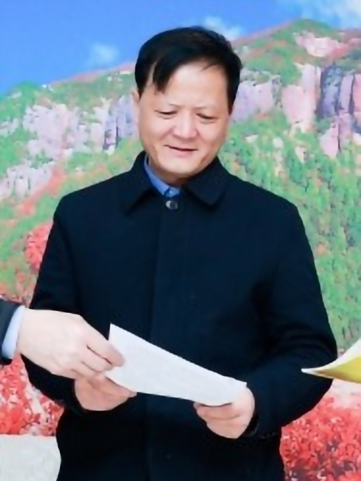 楊春平(第十四屆全國人大代表,陝西省銅川市耀州區錦陽路街道水峪村黨總支書記) 楊春平(第十四屆全國人大代表,陝西省銅川市耀州區錦陽路街道水峪村黨總支書記)