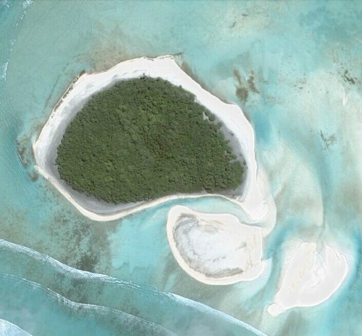 瑪麗亞環礁美麗的衛星圖