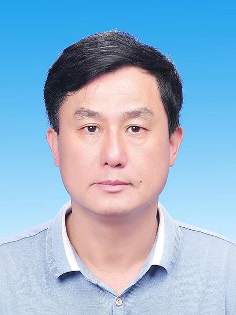 葉平(江西省龍南市工業和信息化局副科幹部) 葉平(江西省龍南市工業和信息化局副科幹部)