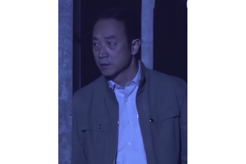方向明(懸疑劇《暗警》中的角色) 方向明(懸疑劇《暗警》中的角色)