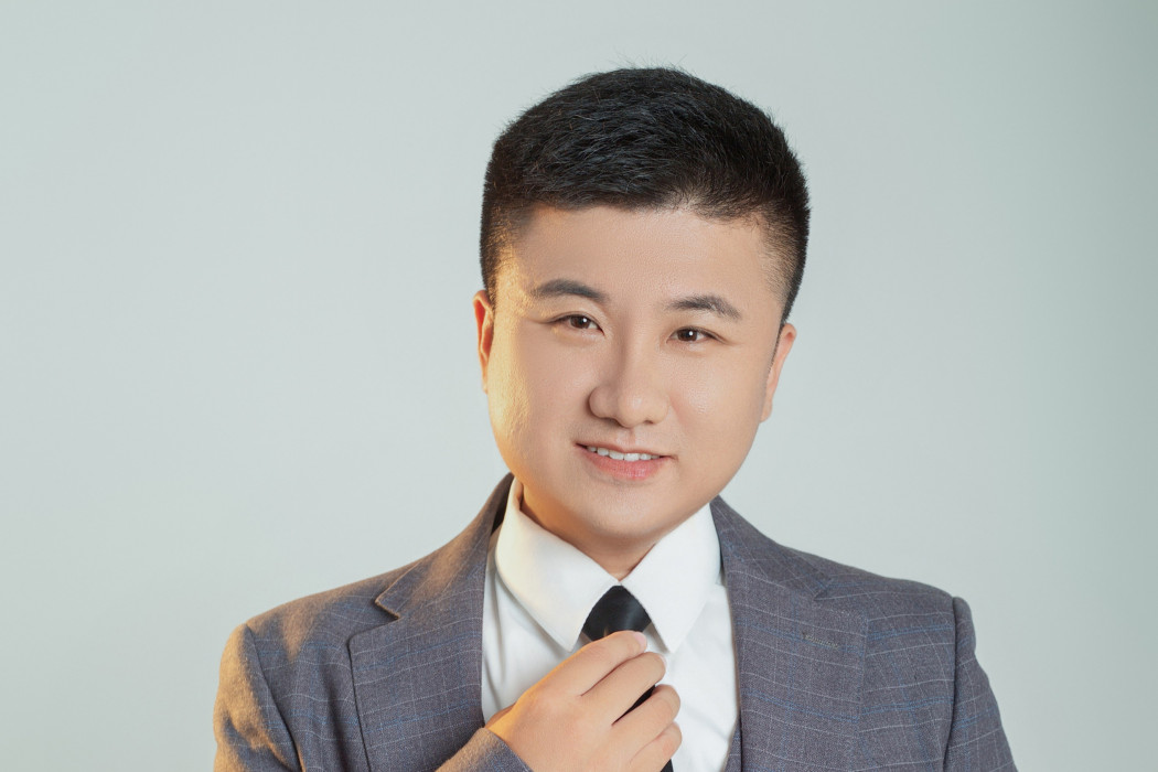 徐國彬(中國內地男編劇、演員) 徐國彬(中國內地男編劇、演員)