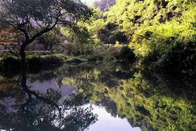 兩溪河村 兩溪河村