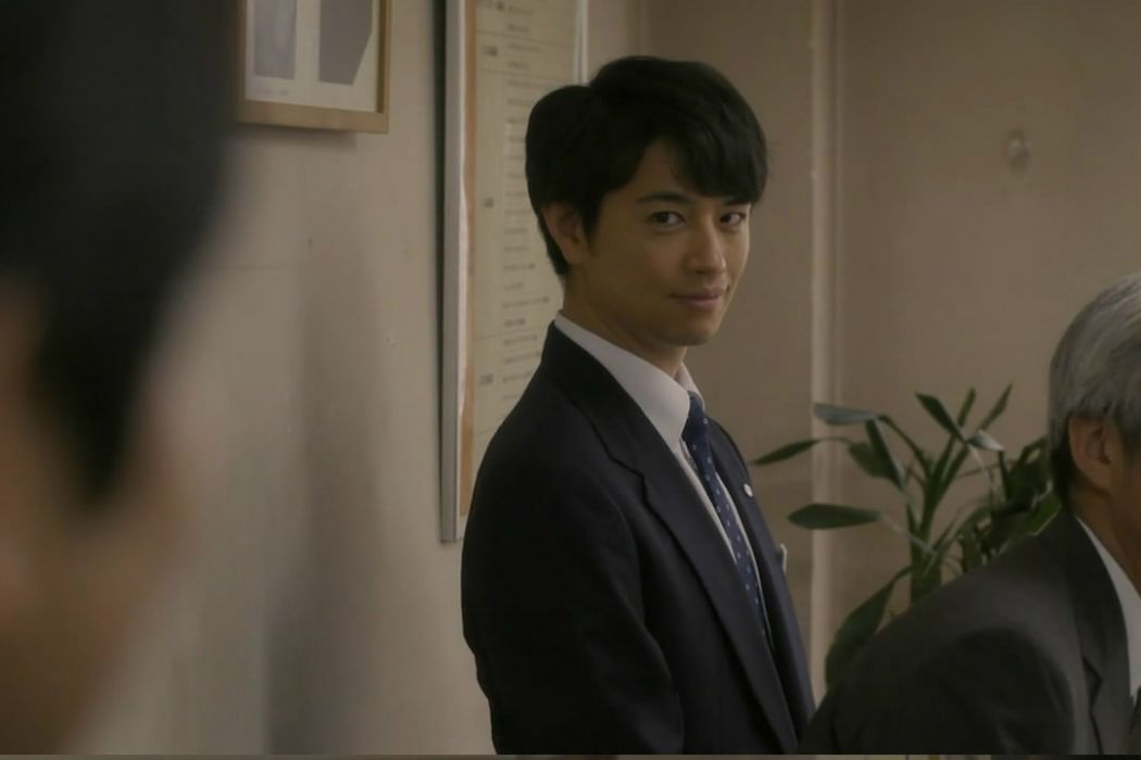 山崎瑛 山崎瑛