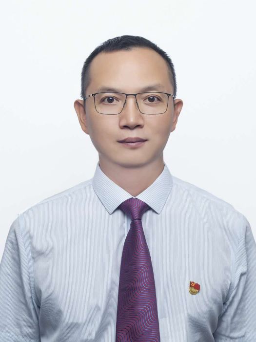 鄧剛(貴陽市息烽縣委常委、縣政府黨組成員、副縣長(掛職).) 鄧剛(貴陽市息烽縣委常委、縣政府黨組成員、副縣長(掛職).)