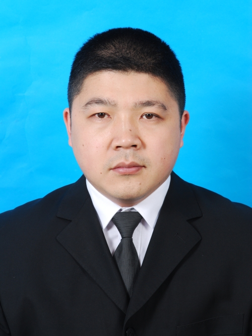 劉堅(浙江省溫州市文成縣財政局黨委委員、副局長) 劉堅(浙江省溫州市文成縣財政局黨委委員、副局長)