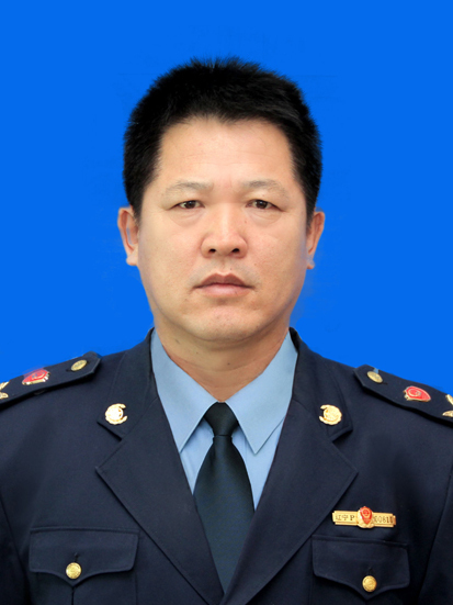 李哲(遼寧省葫蘆島市市場監督管理局一級調研員) 李哲(遼寧省葫蘆島市市場監督管理局一級調研員)