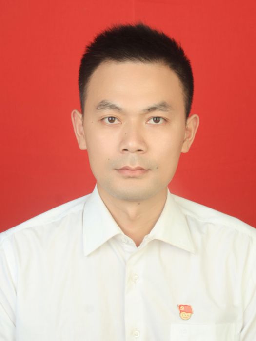 何濤(湖南省邵陽市新寧縣信訪局黨組成員、副局長) 何濤(湖南省邵陽市新寧縣信訪局黨組成員、副局長)