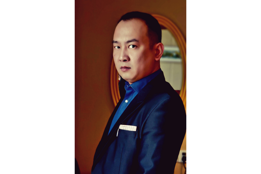 田佳(男導演、動作指導、出品人) 田佳(男導演、動作指導、出品人)