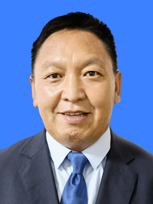 索朗多吉(西藏自治區那曲市委統戰部副部長,宗教事務局黨組書記、副局長、一級調研員) 索朗多吉(西藏自治區那曲市委統戰部副部長,宗教事務局黨組書記、副局長、一級調研員)