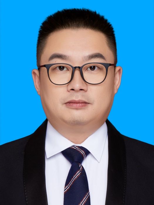 何睿(重慶市江北區發改委黨組成員,區公共資源交易中心主任) 何睿(重慶市江北區發改委黨組成員,區公共資源交易中心主任)