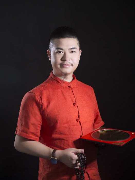 李志文(廣西福啟文化傳播有限公司原董事長) 李志文(廣西福啟文化傳播有限公司原董事長)