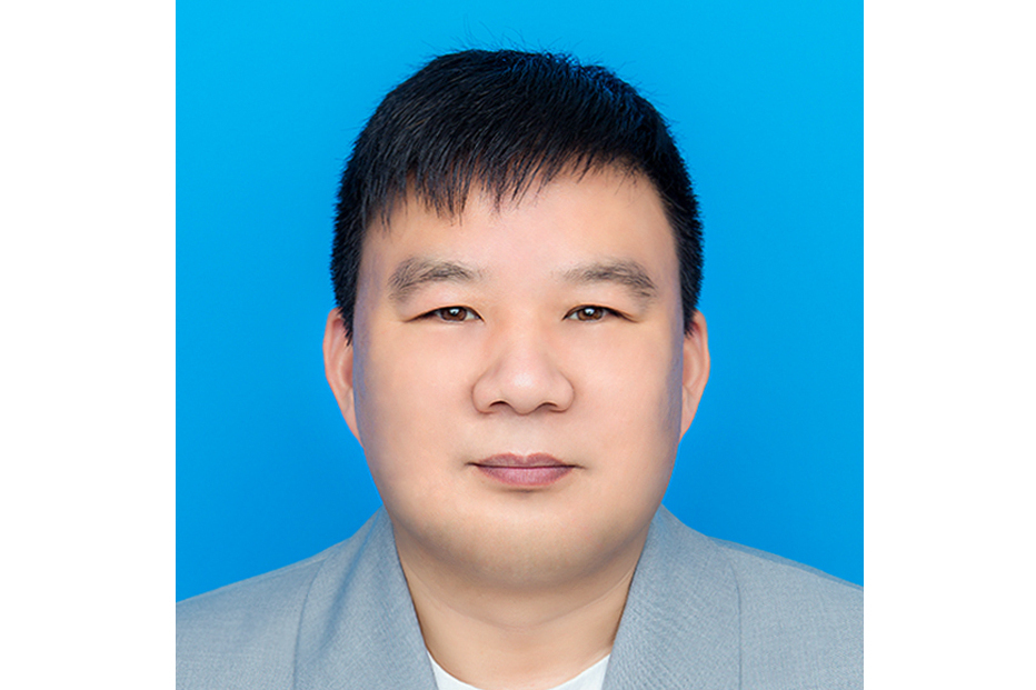 潘濤(新鄉市工商聯副主席) 潘濤(新鄉市工商聯副主席)