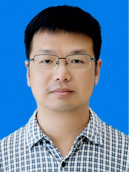 熊輝(襄陽高新技術產業開發區黨工委委員、管委會副主任) 熊輝(襄陽高新技術產業開發區黨工委委員、管委會副主任)