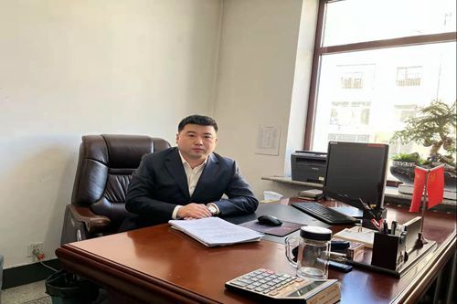 馬雲龍(吉林省遼源市西安區發展和改革局黨組書記、局長) 馬雲龍(吉林省遼源市西安區發展和改革局黨組書記、局長)