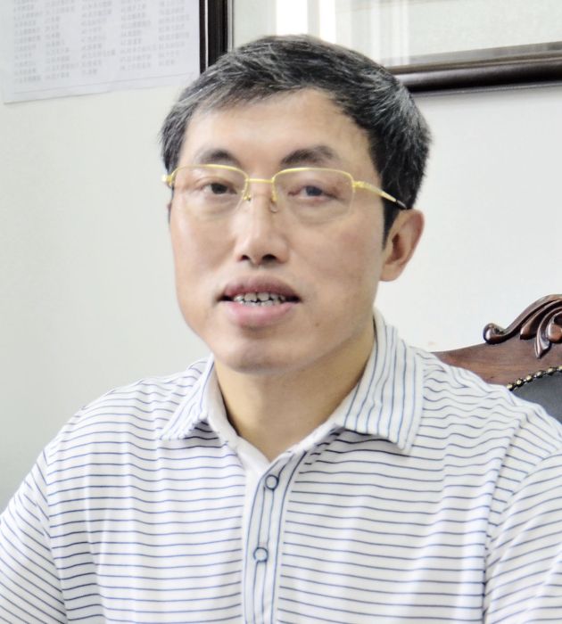 龍曉紅(湖南省株洲市地稅局黨組書記、局長) 龍曉紅(湖南省株洲市地稅局黨組書記、局長)