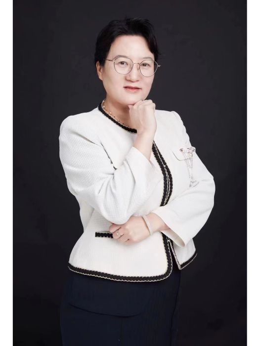 王曉雁(北京京杭通慧教育科技有限公司的CEO) 王曉雁(北京京杭通慧教育科技有限公司的CEO)