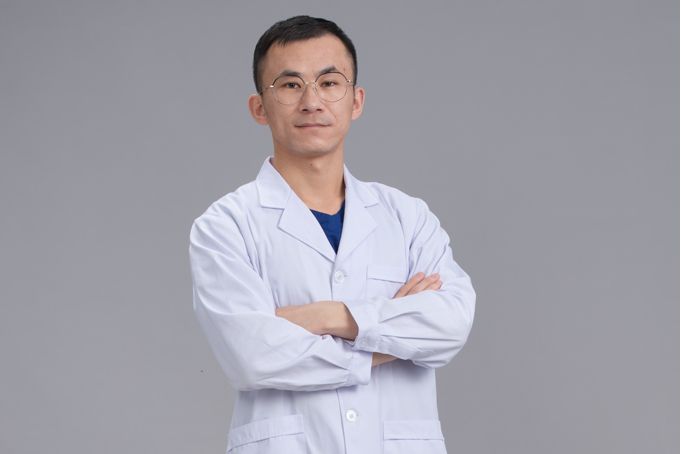 吳傑(美詩沁醫療美容診所醫生) 吳傑(美詩沁醫療美容診所醫生)