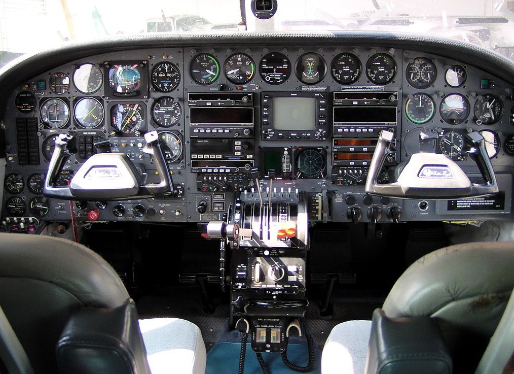 Cessna 421 駕駛艙