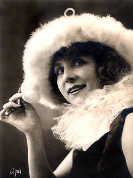 Clara Williams