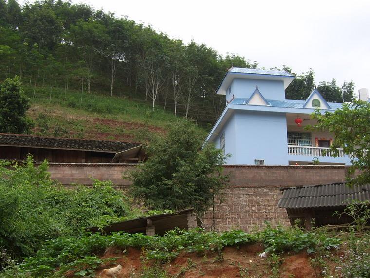 回慶村 回慶村