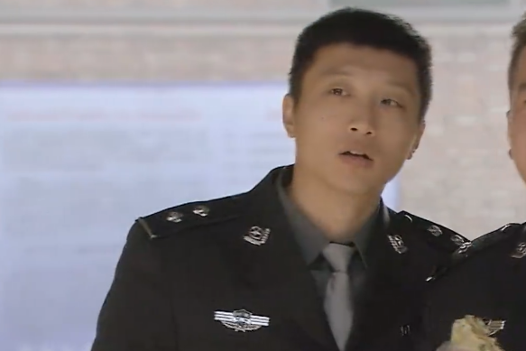 董祥(劇情劇《營盤鎮警事》中的角色) 董祥(劇情劇《營盤鎮警事》中的角色)
