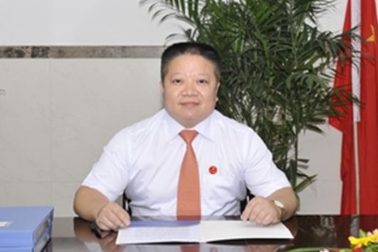許平(重慶醫科大學附屬第一醫院黨委書記、副院長) 許平(重慶醫科大學附屬第一醫院黨委書記、副院長)