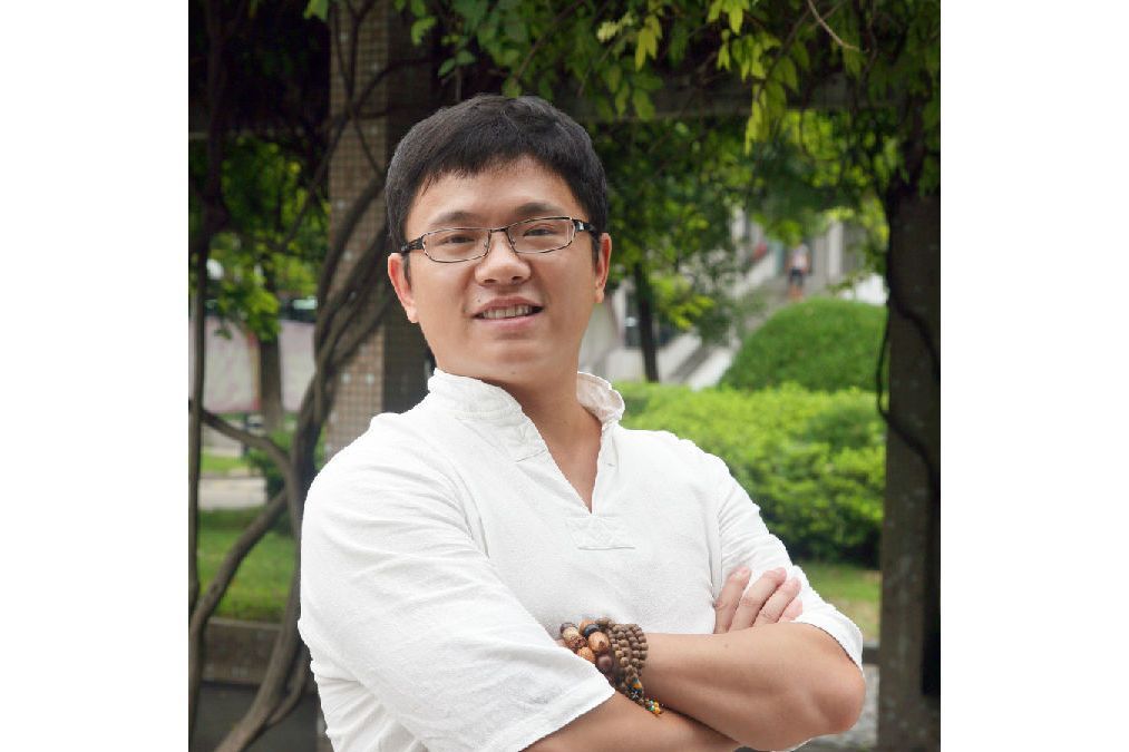 李源(上海戲劇學院舞蹈學院古典舞教研室講師) 李源(上海戲劇學院舞蹈學院古典舞教研室講師)