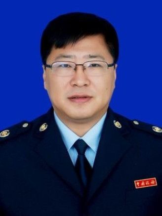 馬軍強(國家稅務總局萬年縣稅務局黨委書記、局長) 馬軍強(國家稅務總局萬年縣稅務局黨委書記、局長)
