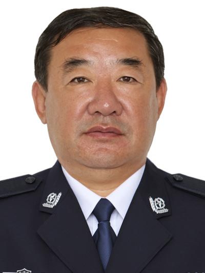 孟志軍(內蒙古自治區烏蘭察布市公安局調研員) 孟志軍(內蒙古自治區烏蘭察布市公安局調研員)