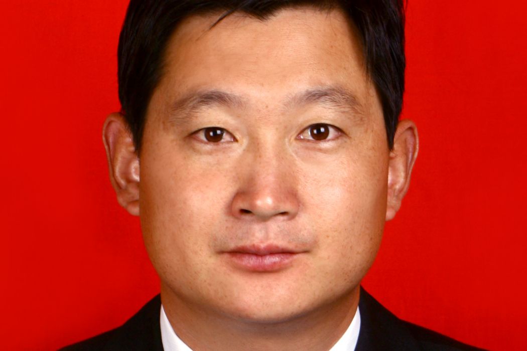 許榮(日照街道黨工委委員) 許榮(日照街道黨工委委員)