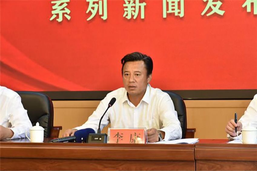 李康(雲南省麗江市委政法委副書記,古城區委常委、政法委書記) 李康(雲南省麗江市委政法委副書記,古城區委常委、政法委書記)