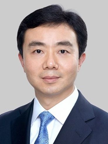 楊國林(中國南山開發(集團)股份有限公司黨委書記、董事長,招商局港口控股有限公司非執行董事) 楊國林(中國南山開發(集團)股份有限公司黨委書記、董事長,招商局港口控股有限公司非執行董事)