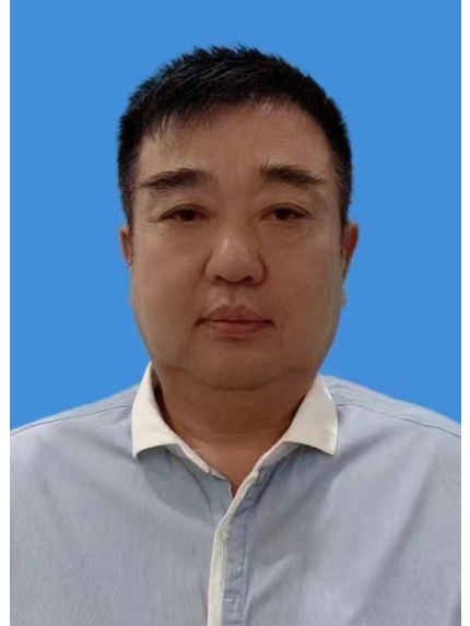 胡振(江西省九江市文化廣電新聞出版旅遊局三級調研員) 胡振(江西省九江市文化廣電新聞出版旅遊局三級調研員)