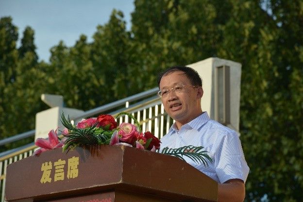 王海濱(山東省臨沂第一中學西校區黨支部書記) 王海濱(山東省臨沂第一中學西校區黨支部書記)